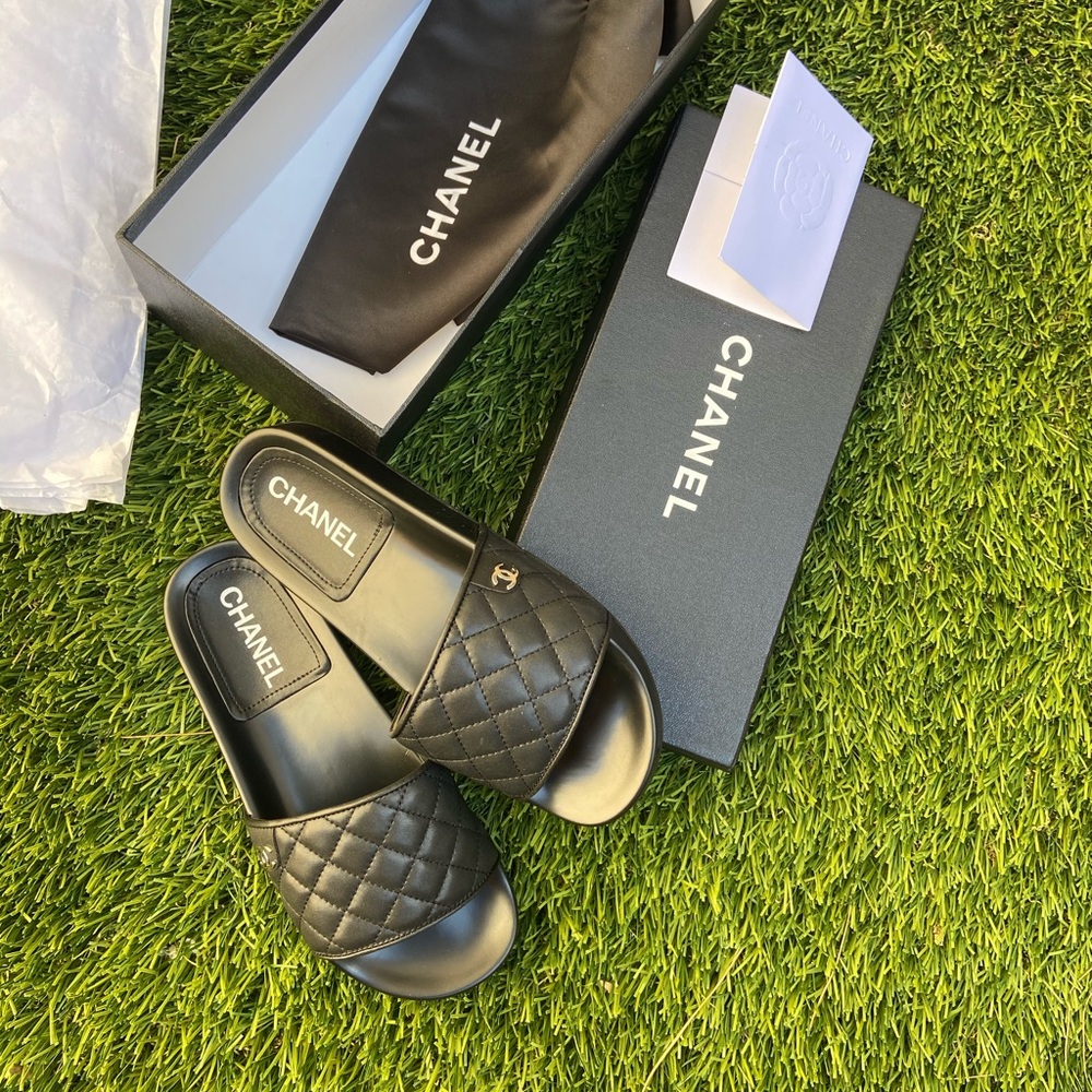 2020 Chanel women slippers